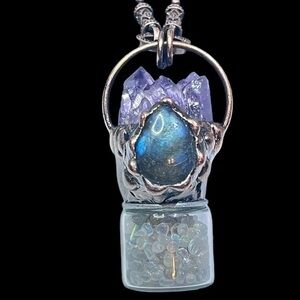 - Witch Jewelry Natural raw Fire Labradorite & Amethyst Necklace